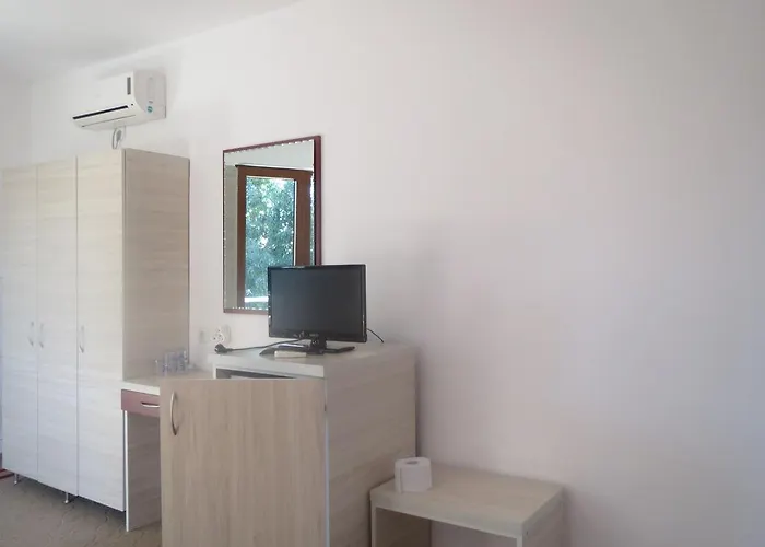 Ξενοδοχείο Family Golden Lion